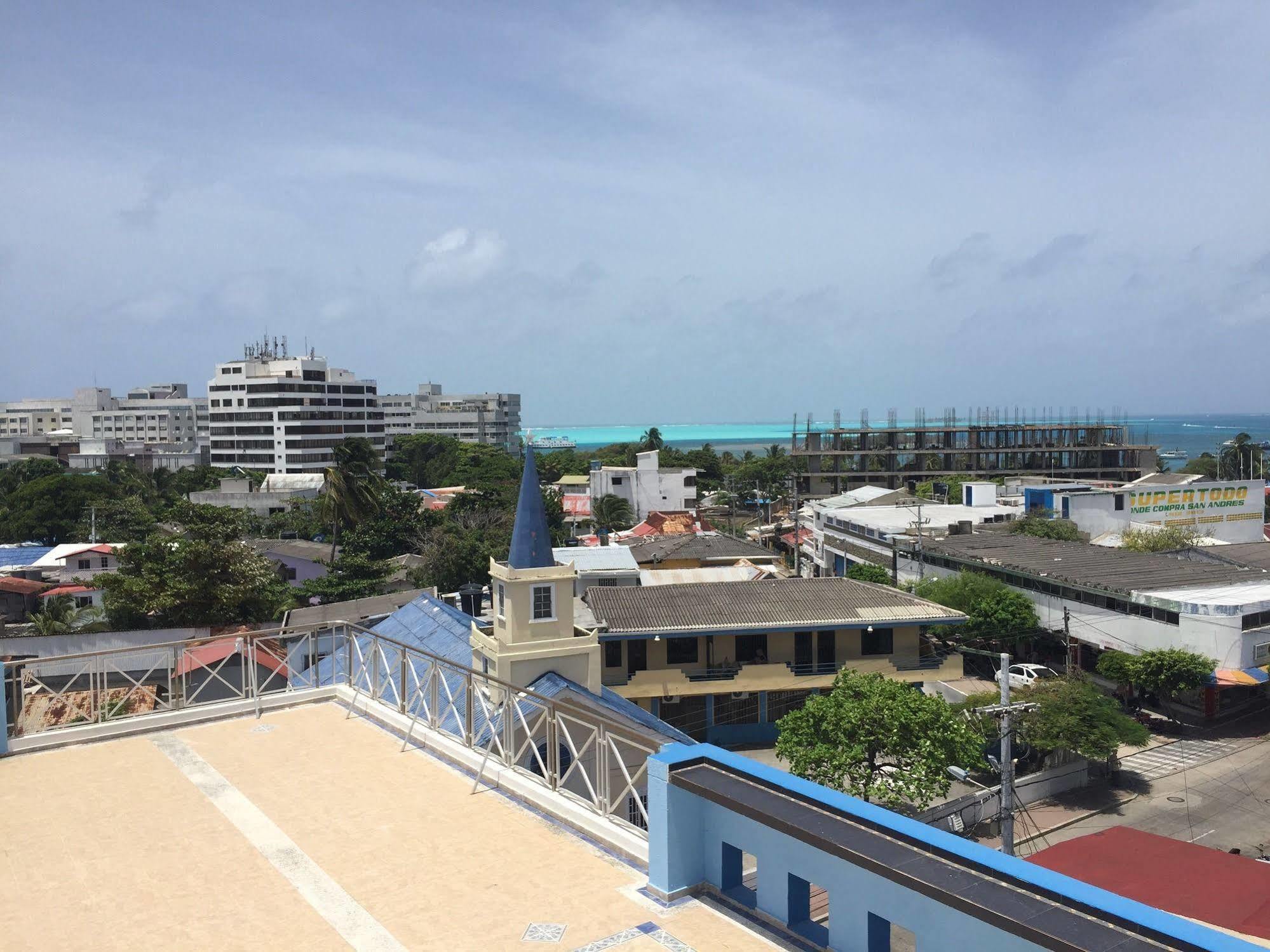 Hostal Central Beach San Andres  Exterior photo
