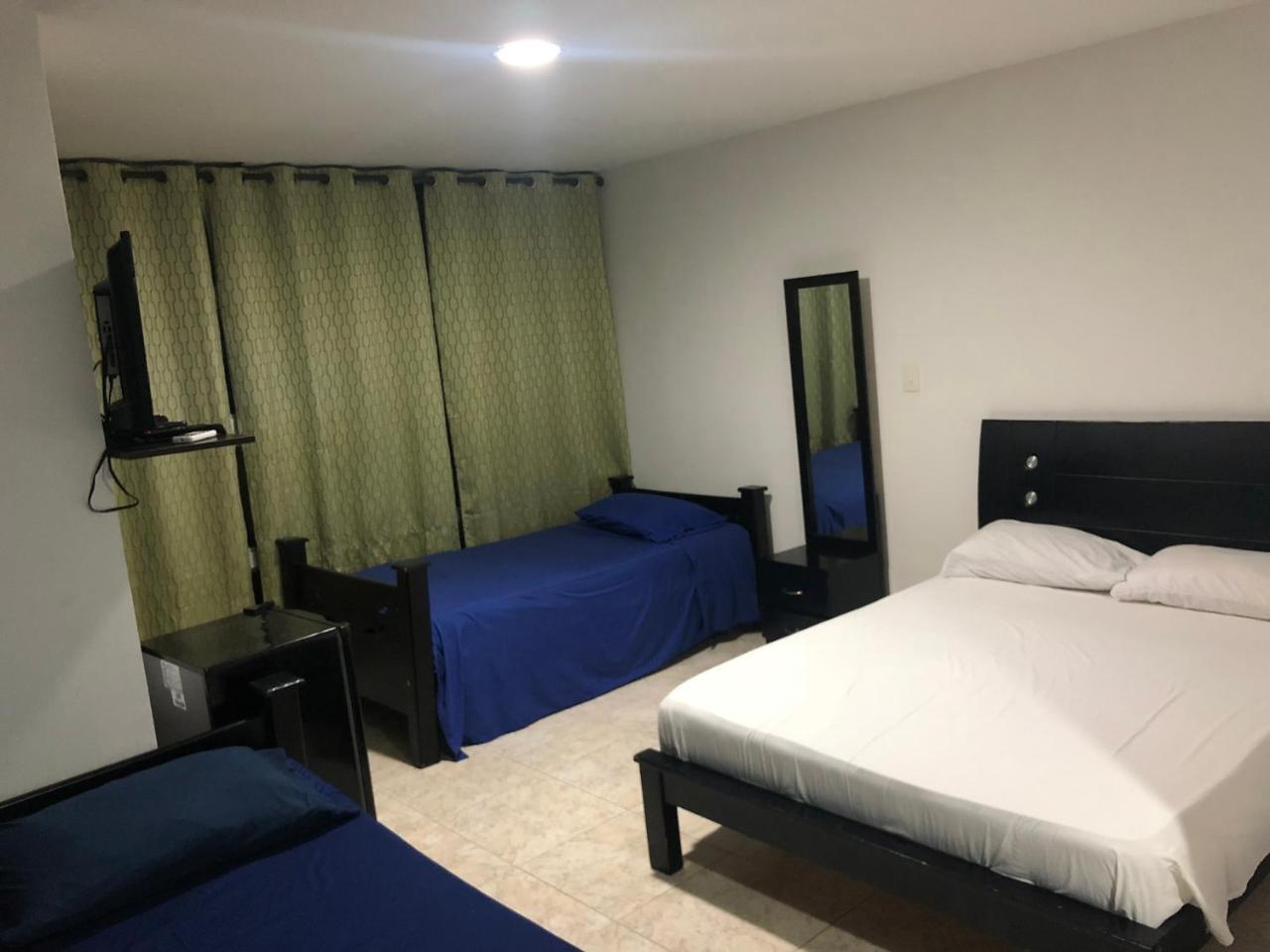 Hostal Central Beach San Andres  Exterior photo